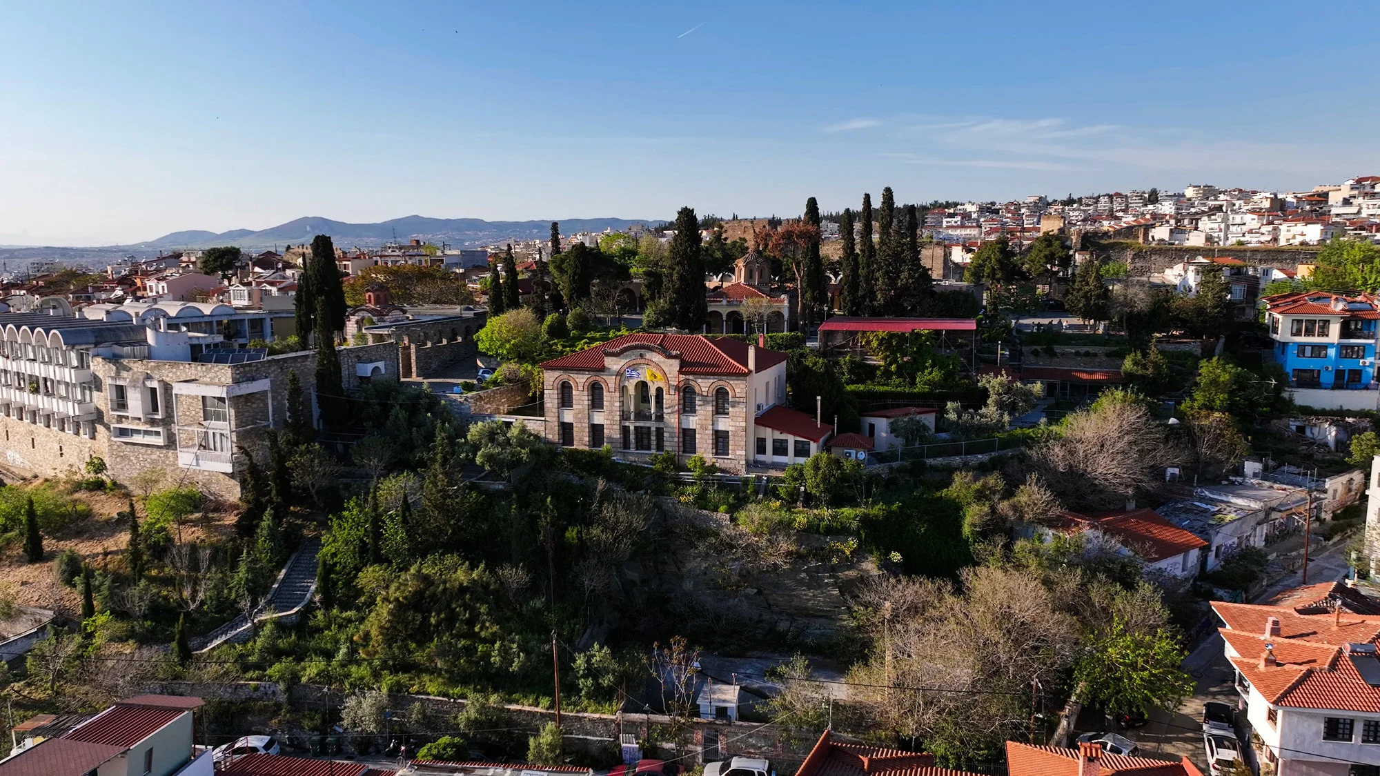 ano poli old town thessaloniki private tour