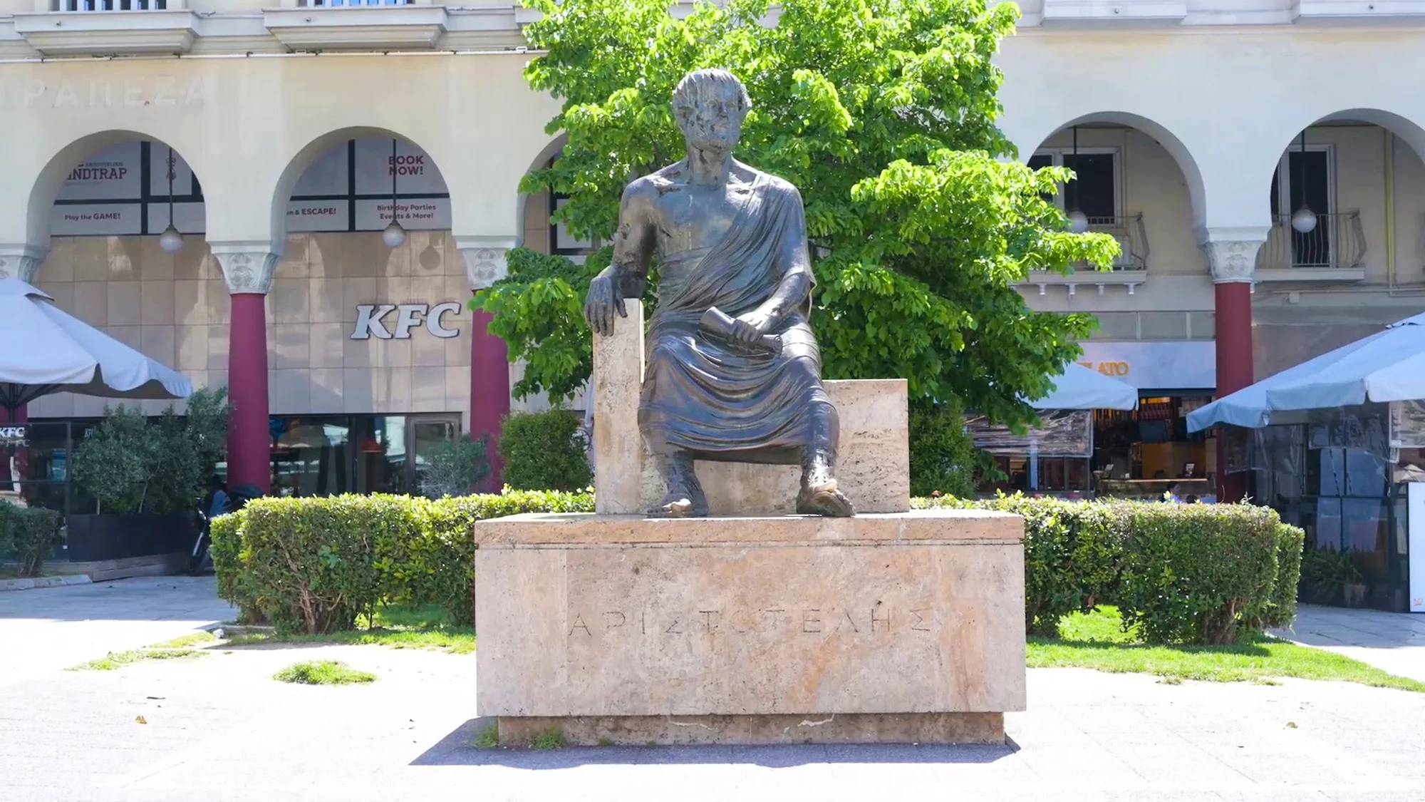 aristotle square thessaloniki private tour