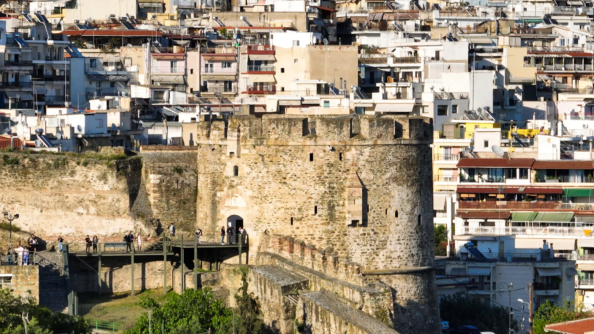 byzantine walls ano poli thessaloniki tour