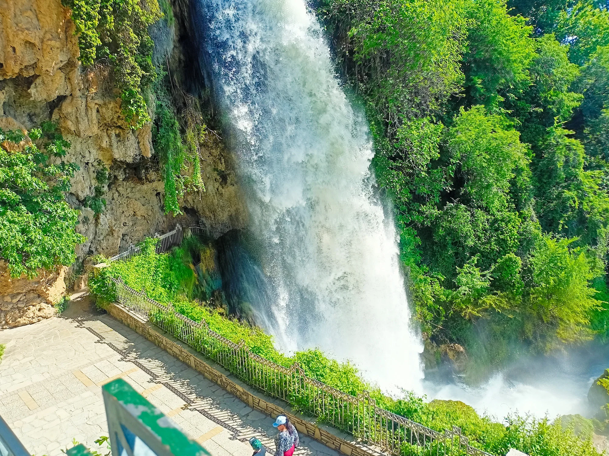 pozar thermal baths edessa waterfalls private tour 02