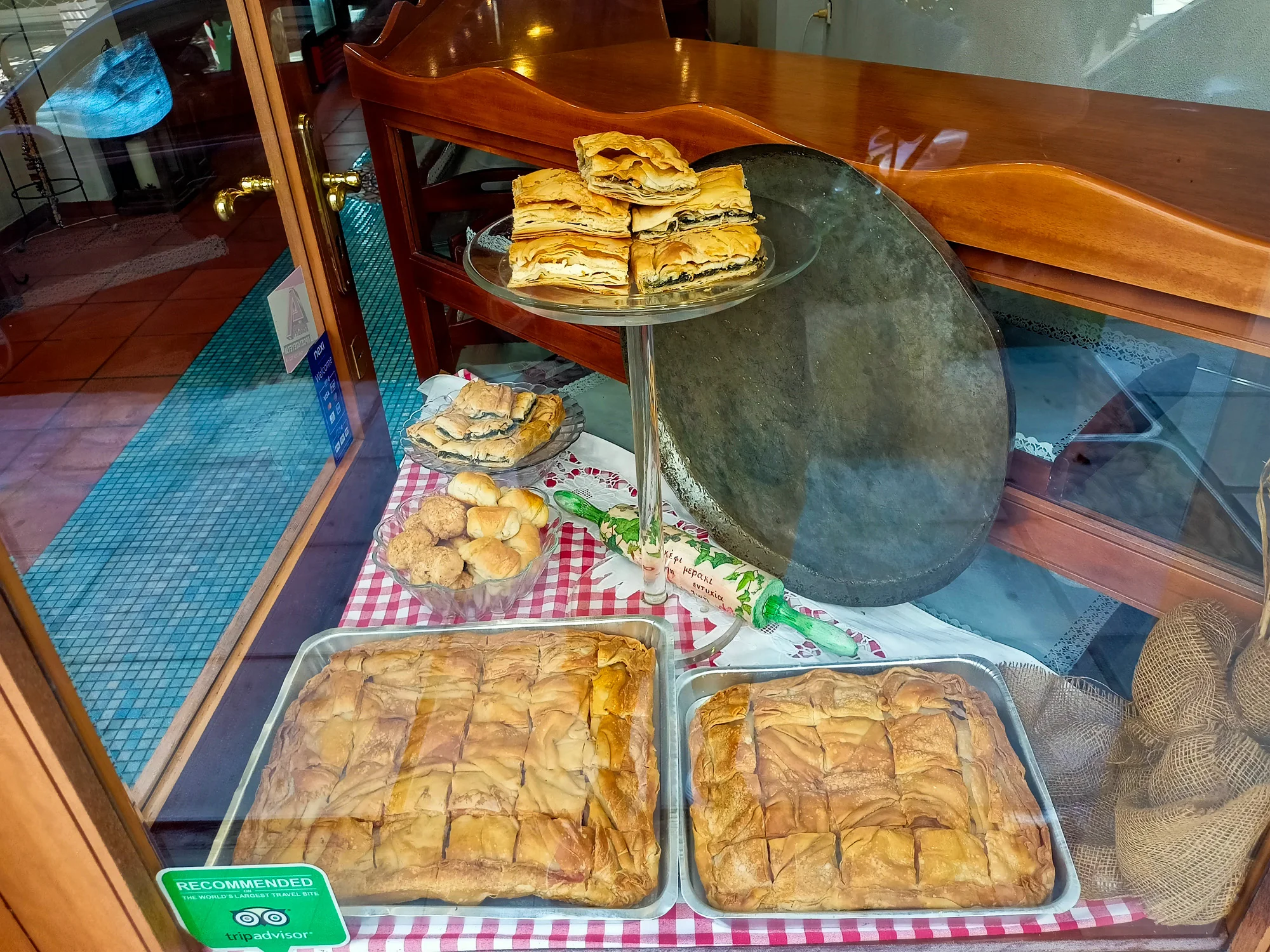 Traditional Thessaloniki Pie Bakery Food Tour